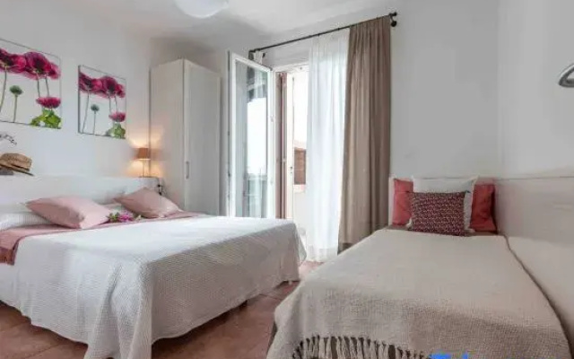 Homely Apartment With Swimming Pool in a Village