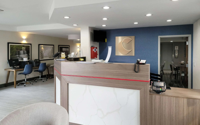 Comfort Inn & Suites Wyomissing/Reading
