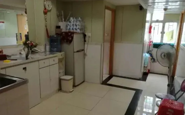 Wai Wah Guesthouse (Near Hong Kong West Kowloon Railway Station)