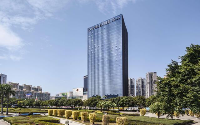 DoubleTree by Hilton Hotel Shenzhen Longhua