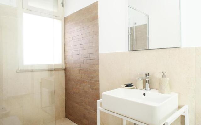 BeachSide Rooms Suites