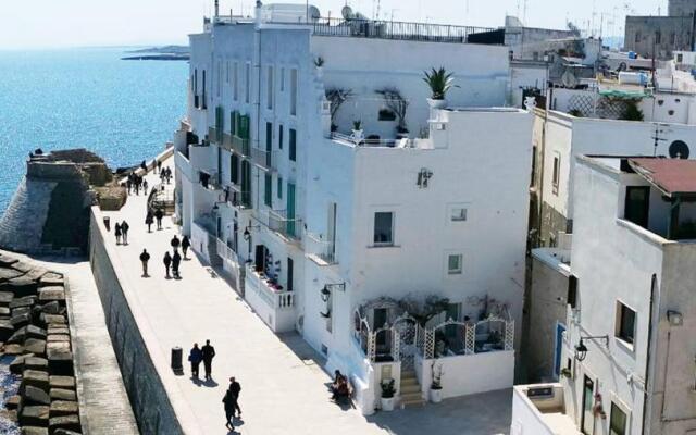 Domus Chiara