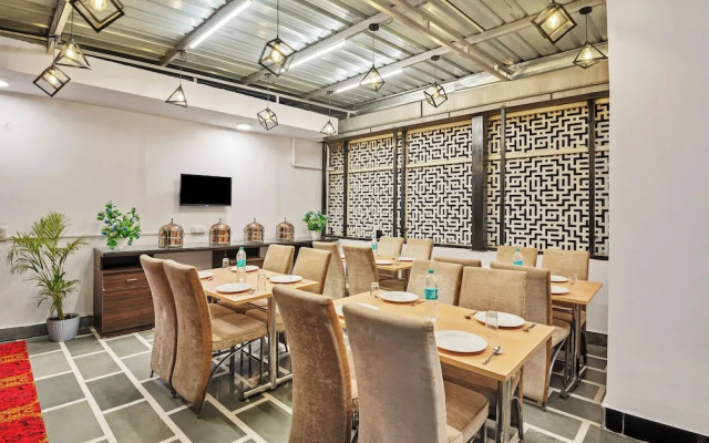 Treebo Elegant Palace