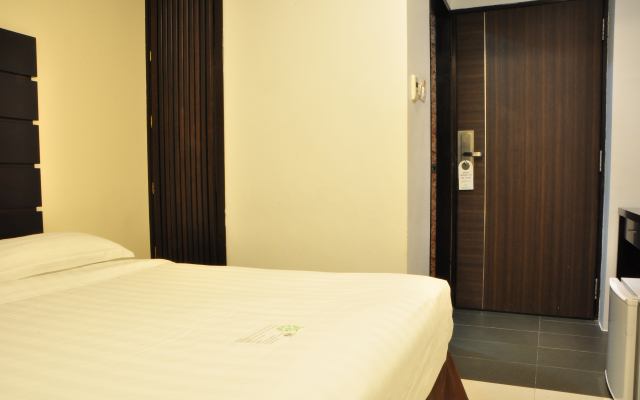 Rest Bugis Hotel