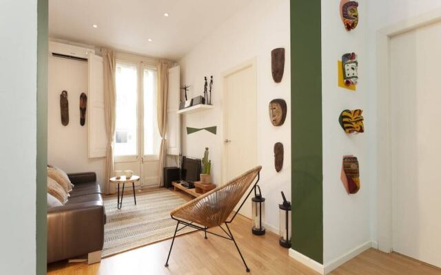 Centric 2 Bedroom Apartment With a Private Lovely Terrace