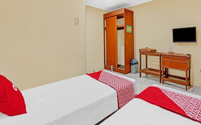 OYO Life 90380 Andalus Hotel Syariah