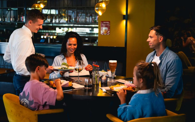 Flonk Hotel Groningen Zuid, BW Signature Collection