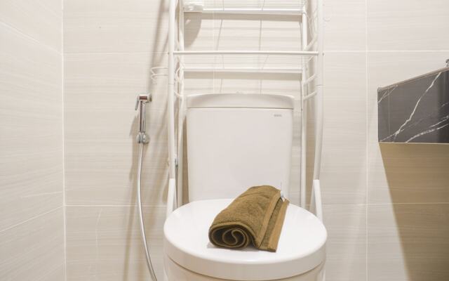 Warm And Simply Studio Room West Vista Apartment