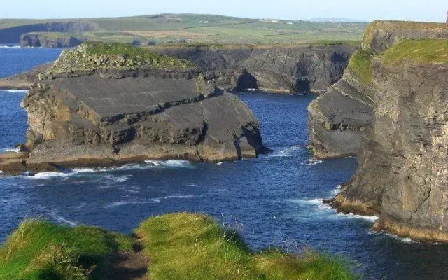 Spanish Cove