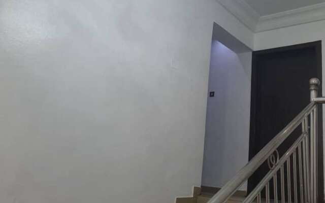 4th Apartment and Suites
