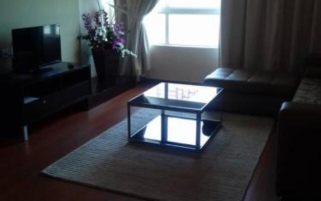 Hypermall Apartment
