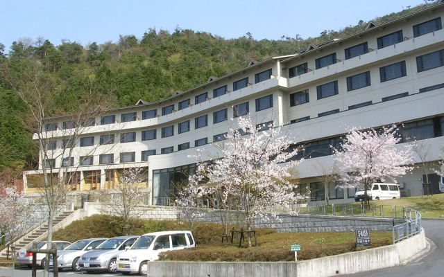 Kyukamura Ohmi-Hachiman — 3-star hotel in Omihachiman