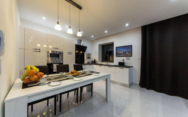 Country view luxury apartment