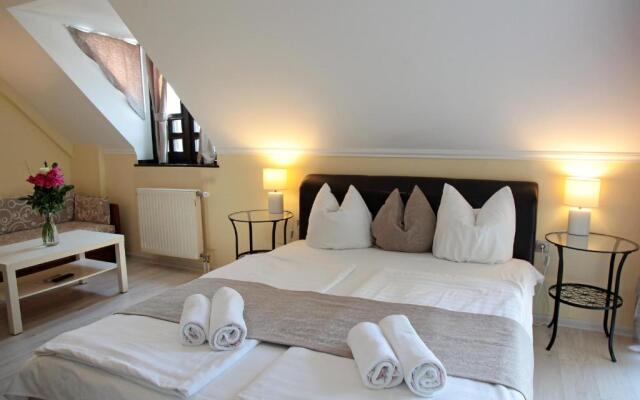 Adler Hotel s tterem