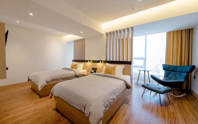 Millennium Plaza Hotel
