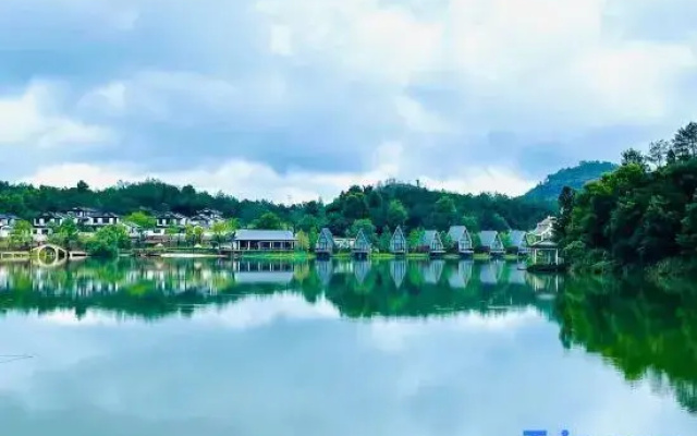 Yuren Valley Homestay (Longhu Mountains Scenic Area)