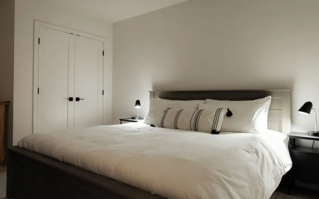 203 Verbier Building 11