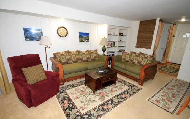 Mammoth Mountain Reservations Condo Collection