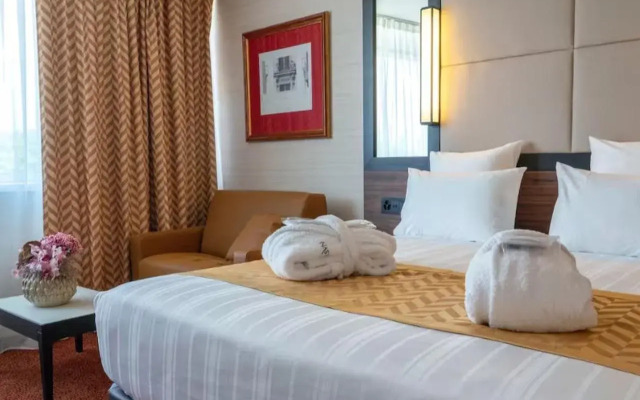 Nash Suites Airport Hotel