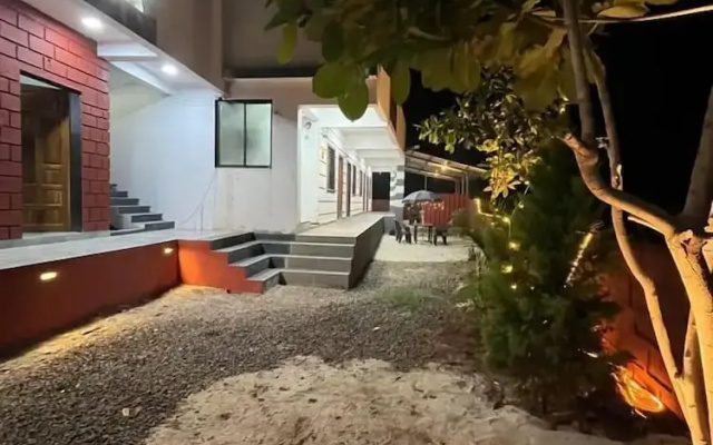 Crown hotel