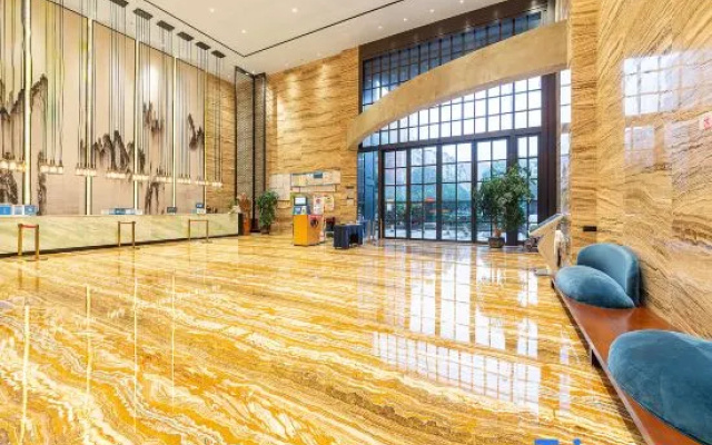 Times Holiday Hotel