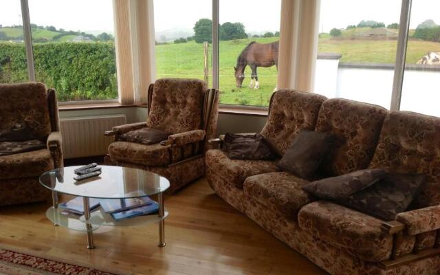 The Rock Equestrian Farm B&B