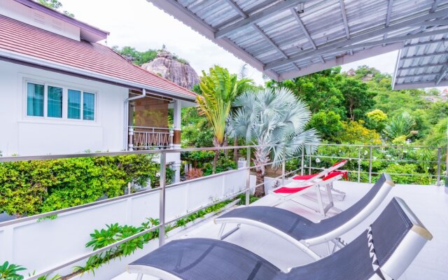 4 Bedroom Modern Pool Villa