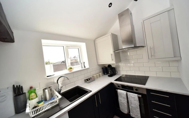 Silk Suite - Chester Road Apartments by Premier Serviced Accommodation