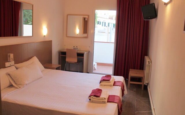 Hotel La Caleta de Tamariu