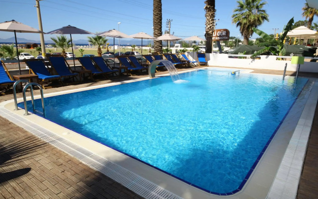 Acem Hotel