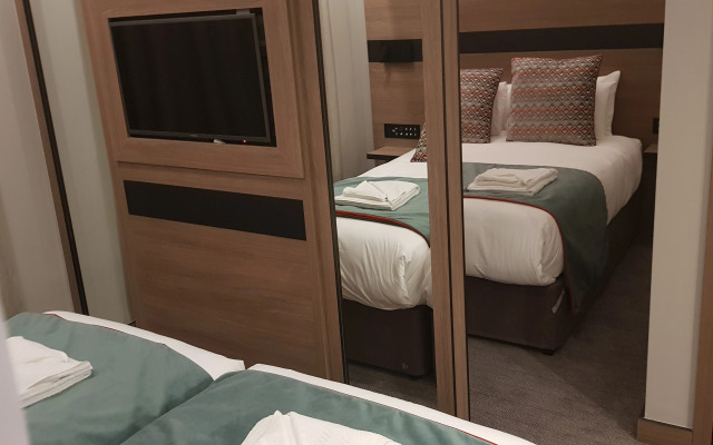 Merit Kensington Hotel