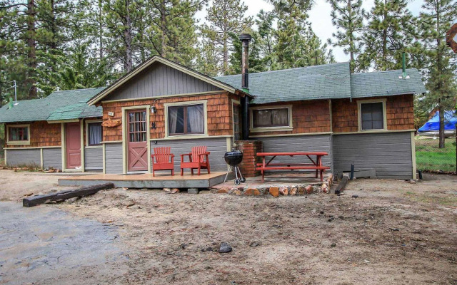 Shore Acres Lodge