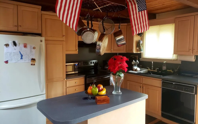 Quiet and Cosy Chalet in Pocono