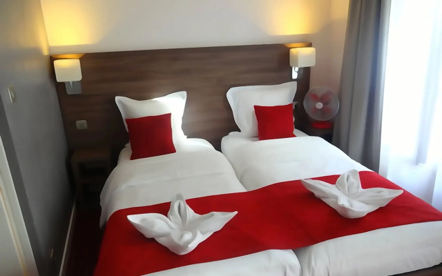 Hotel La Perle Montparnasse