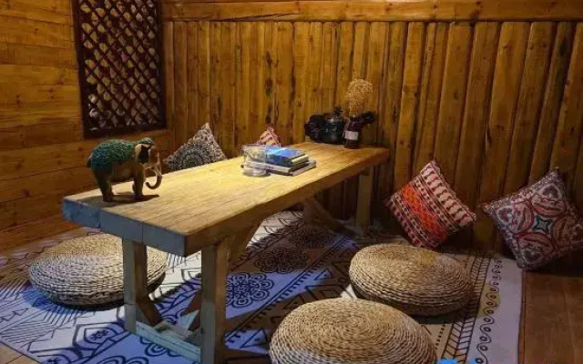 Lugu Lake Shanshuijian · Lake View Homestay (Dazu Pier)