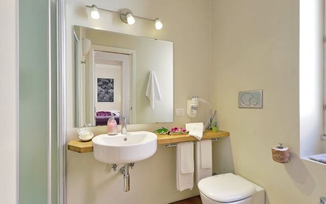 Amaranto Romano Hotel