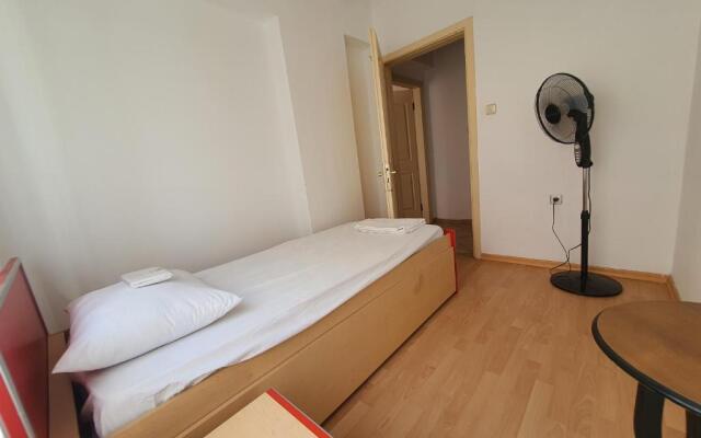 2+1 100m2 2 WC Near sea side 300m 100mbs wifi