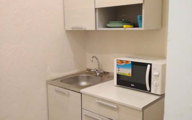 Mini-hotel u Politehnicheskoi