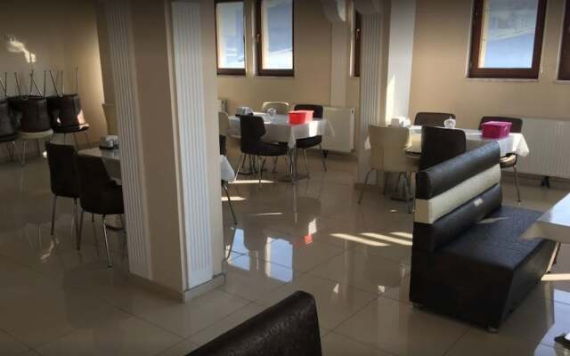Harakani Hotel