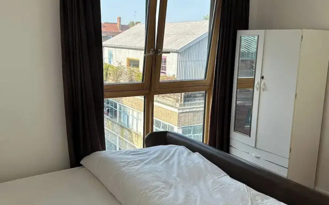 Shorditch Apartment Sleeps 6
