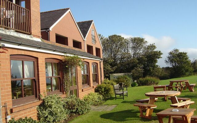 The Cliffemount Hotel