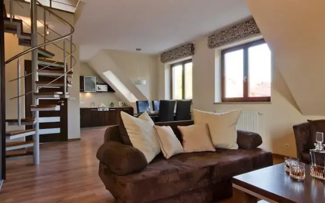 Imperial Apartments - Martini