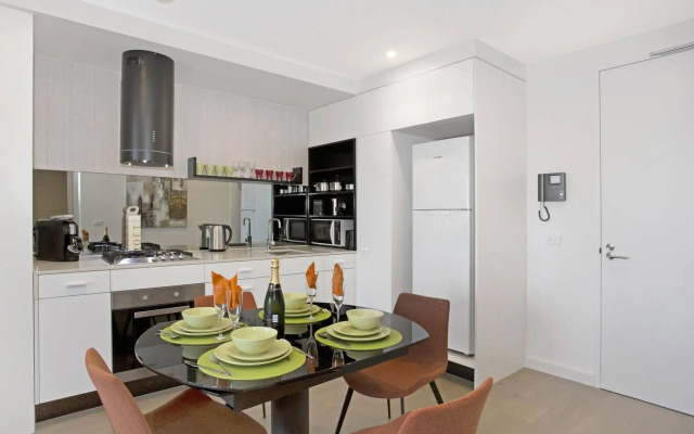 St Kilda Holiday Apartments