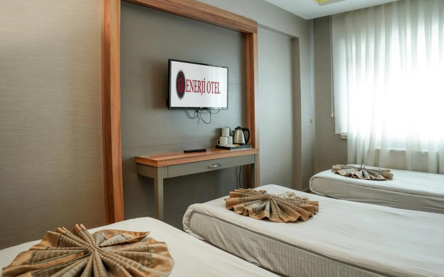 Enerji Hotel
