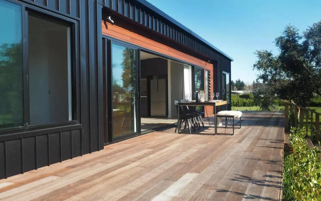 36 on Burgundy - Martinborough Holiday Home