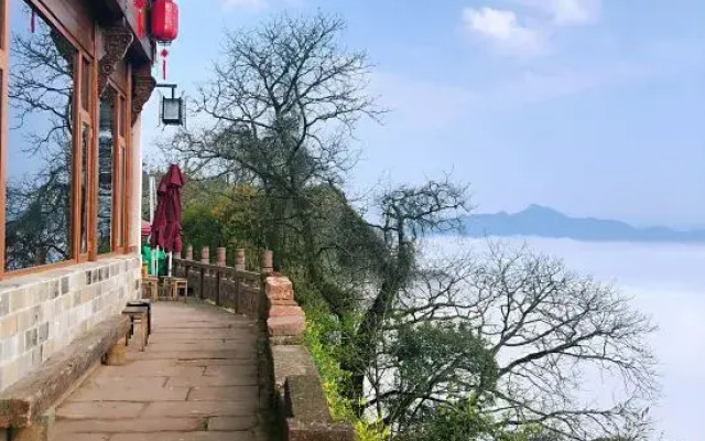 Changshenglou Hostel