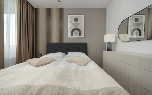 Air Conditioned Apartment by Renters