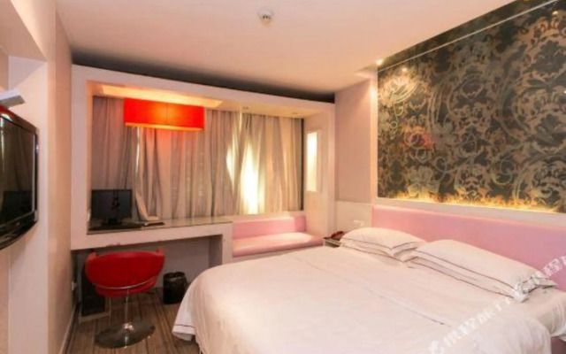 Yiwu Mingjing Hotel