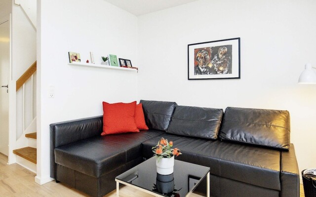 6 Person Holiday Home in Vaeggerlose