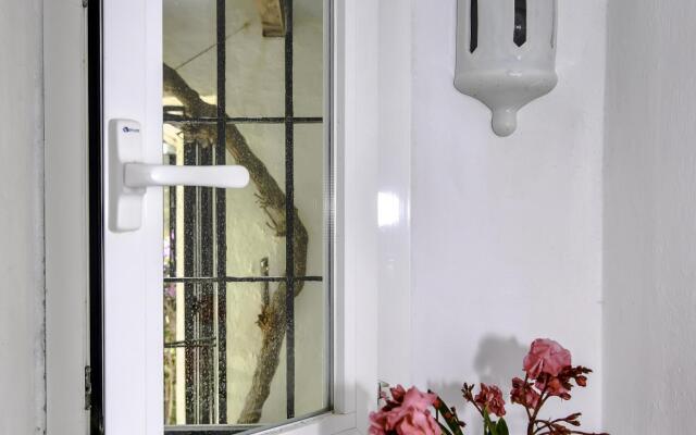 51297 - Cutest beach house Estepona